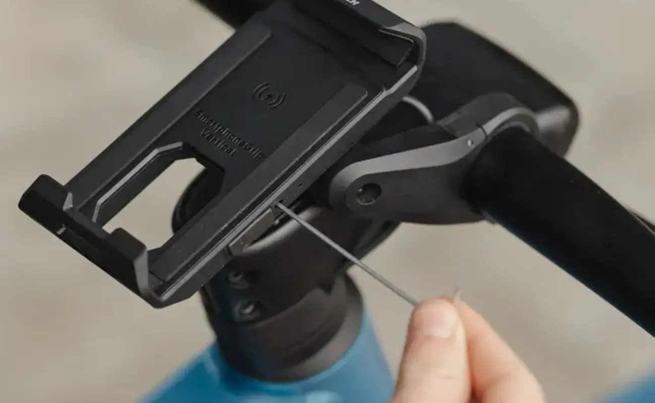 Bosch SmartphoneGrip Vertical - Preorder - Image 4
