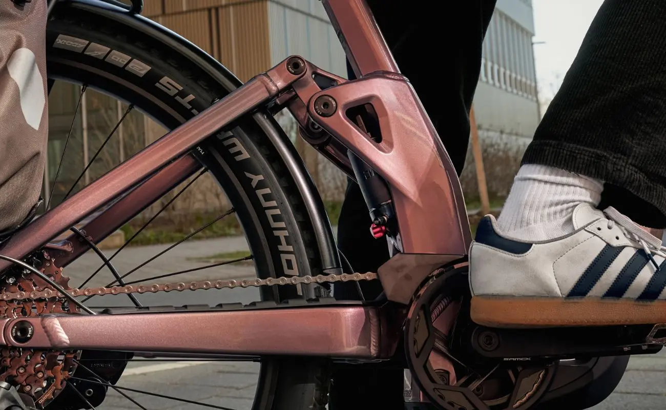 Focus Aventura2 FS 6.8 Wa E-Bike - Nepalsilver - Image 3