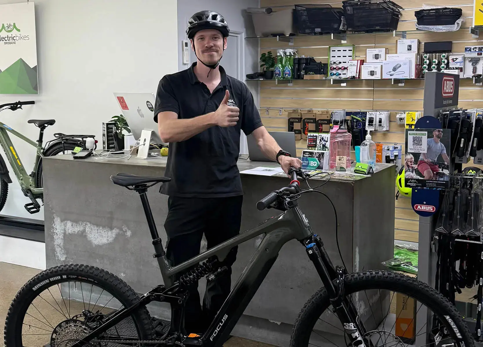 Focus Sam2 6.8 eMTB 2026 - Bosch Gen 5 CX, 170mm Fox 38 - Image 3