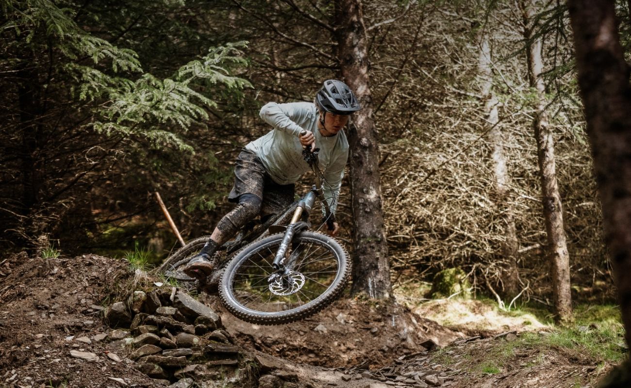 Orbea Wild LT M10 Carbon eMTB 2027 – Avinox M2S 800Wh, 170mm Fox 38 Factory - Image 6